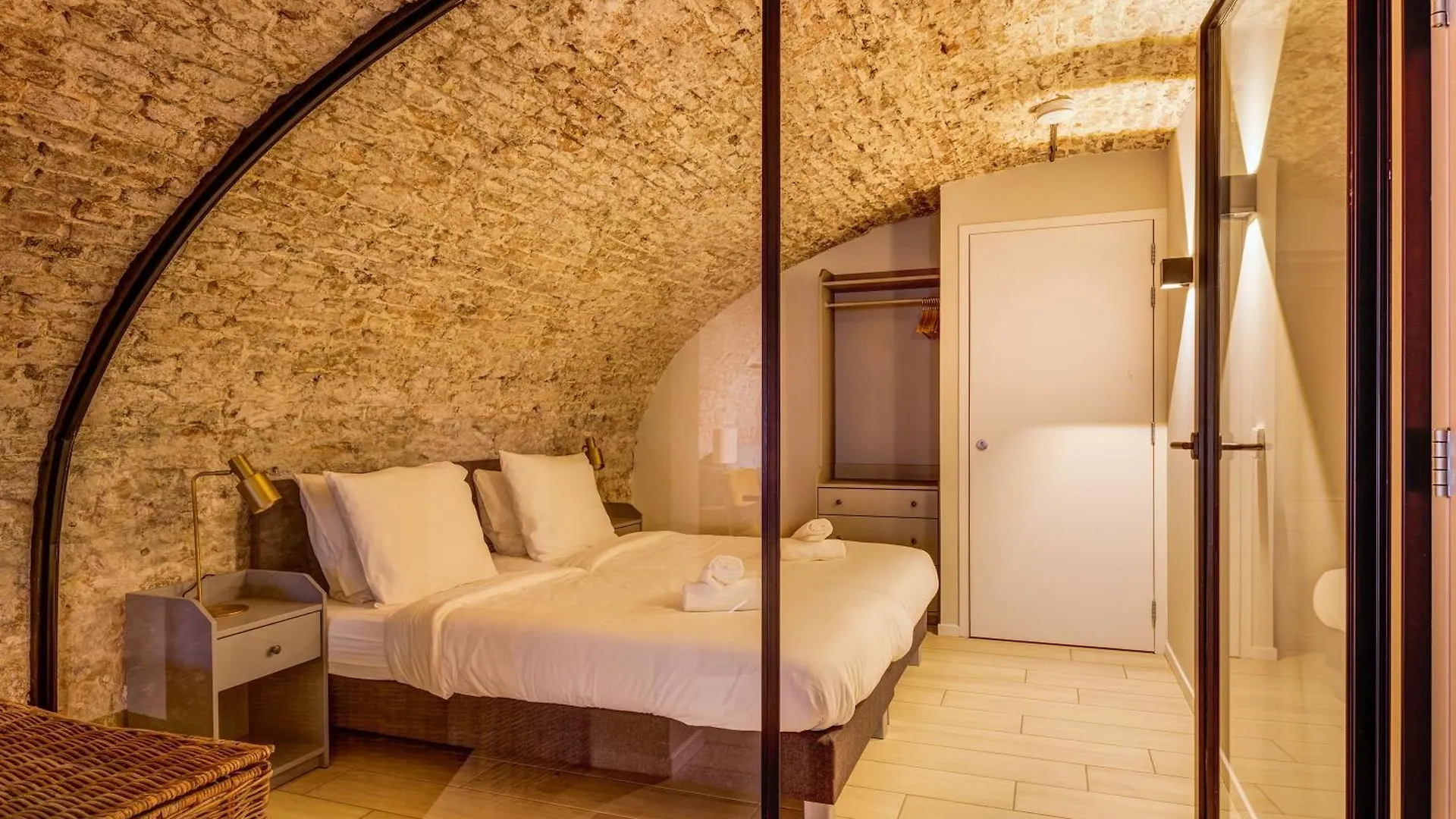 Luxurious Renovated Apartment In Utrecht City Center With View On The Old Canal 0*,  Netherlands