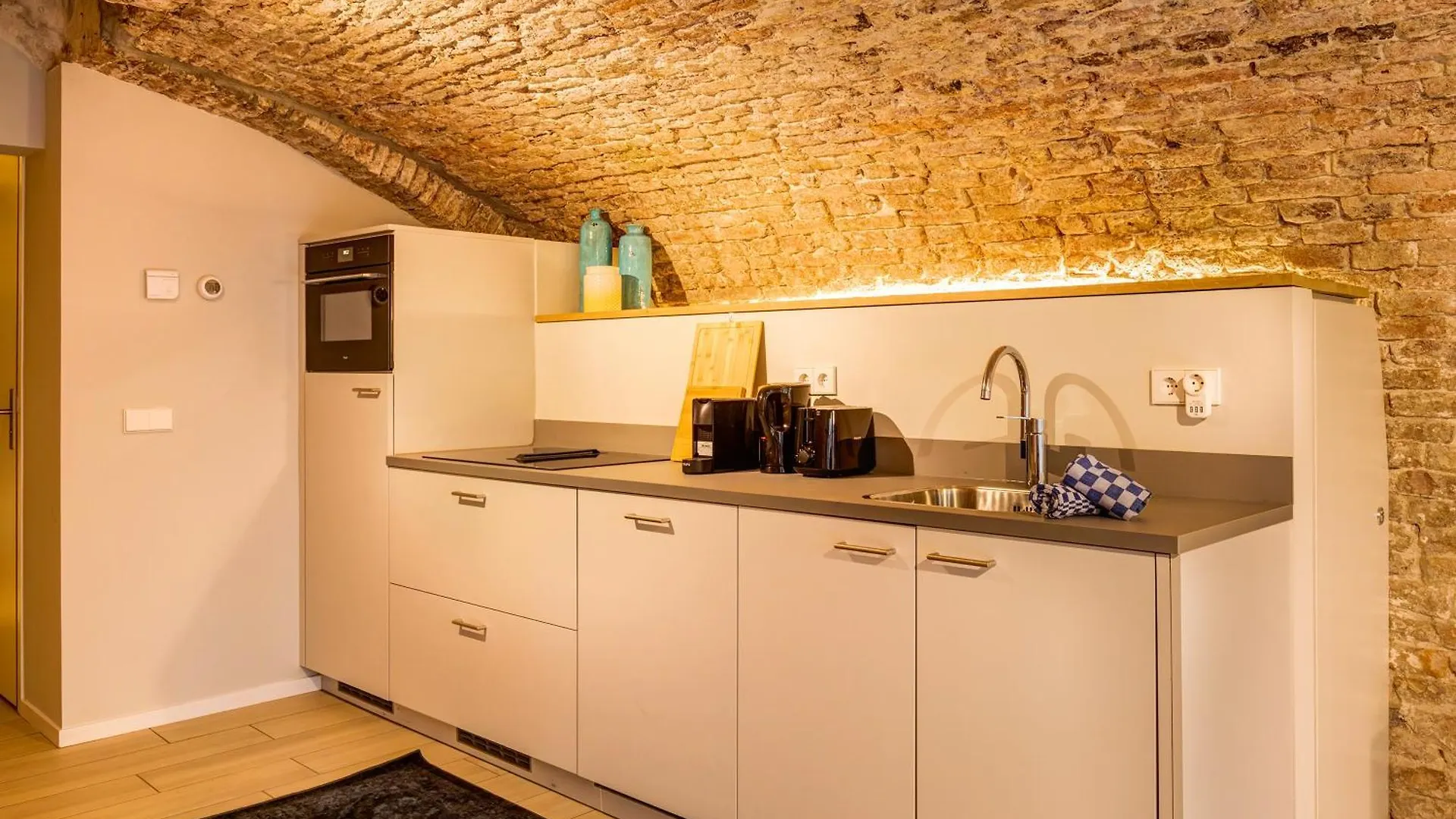 Holiday home Luxurious Renovated Apartment In Utrecht City Center With View On The Old Canal Netherlands